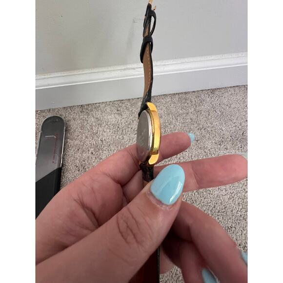 Guess Vintage 1989 Moon Phase Quartz Watch Original Box & Papers Leather Strap - Picture 14 of 15